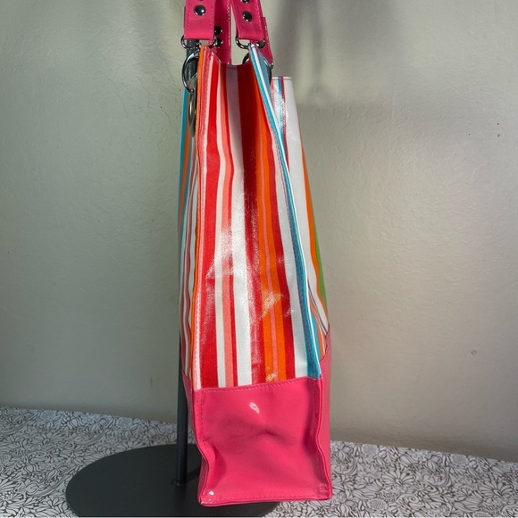 TWO'S Company Small PVC Beach Bag - Picture 5 of 11